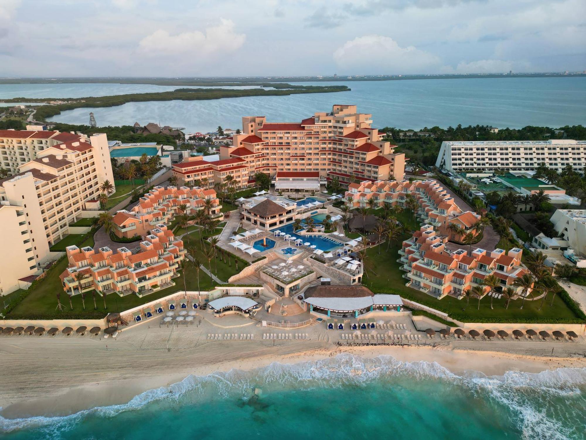Wyndham Grand Cancun All Inclusive Resort & Villas Ngoại thất bức ảnh